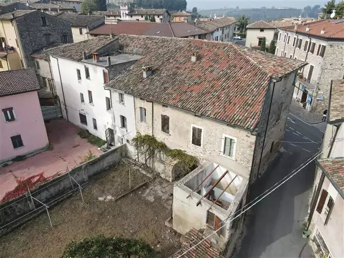 Casa Terra cielo in centro storico Pozzolengo – 9332V